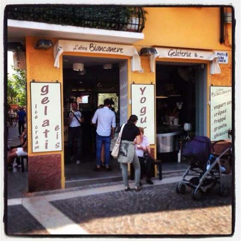 L'Altra Biancaneve