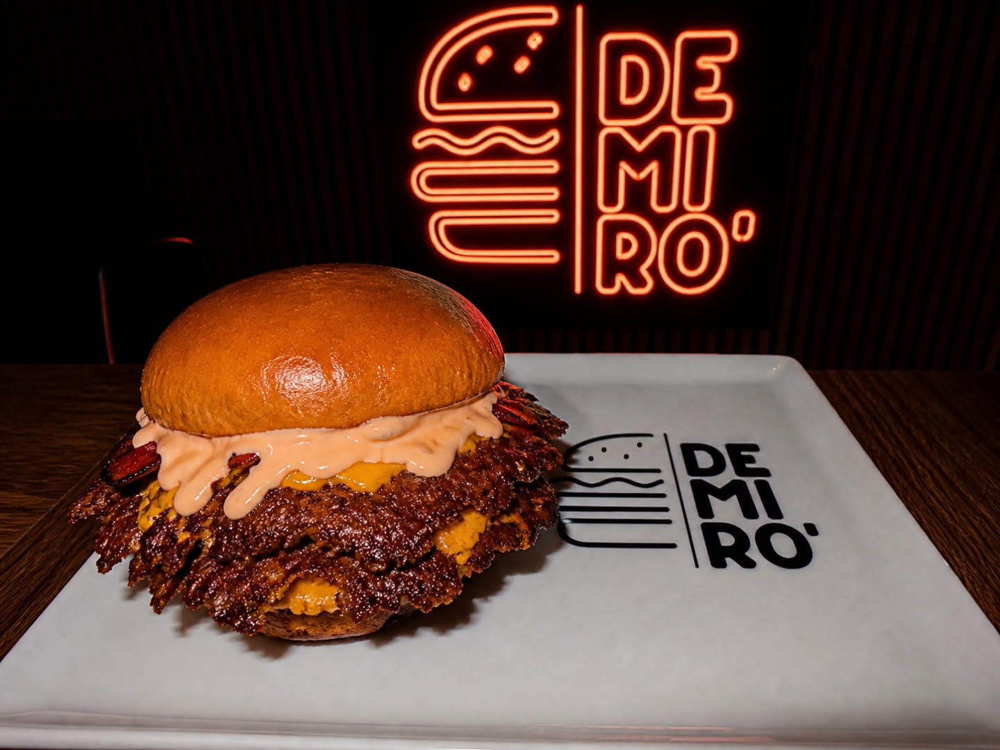 Demirò Pub&Lounge Bar